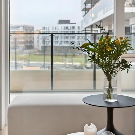 Modern 1 Bedroom In 아파트 *