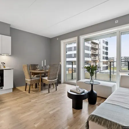 Modern 1 Bedroom In * 스타방에르
